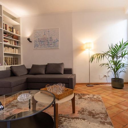 Apartamento Attico Minerva Con Due Terrazze Roma Exterior foto